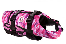 Lataa kuva Galleria-katseluun, Ezydog koiran uimaliivi, kelluntaliivi, pelastisliivi, markkinoiden paras DFD koiralle. kuvassa pink camo uimaliivi.