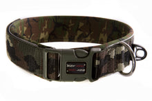 Lataa kuva Galleria-katseluun, Ezydog- Leveä Kaulapanta Classic 45 EzyDog Neopreenipannat tarjoavat parasta mukavuutta, tyyliä ja kestävyyttä. Materiaali on pehmeää neopreenikumia. Kuvassa panta lukko kiinni . ezydog.fi